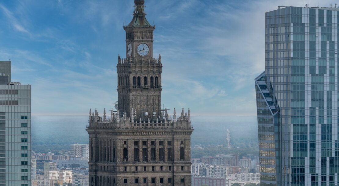 Amp Futbol Cup 2025 - Sportowe Święto w Warszawie W dniach 28-29 czerwca Warszawa gościła Amp Futbol Cup 2025, które przyciągnęło licznych kibiców i sportowych entuzjastów. W intensywnych meczach wzięły udział drużyny z całego świata, w tym mistrzowie Turcji i debiutujące kobiece zespoły. Atmosfera była pełna emocji, a rywalizacja dostarczała niezapomnianych wrażeń. To wydarzenie pokazuje nie tylko wysoki poziom sportowy, ale także rosnącą rolę kobiet w ampfutbolu. Amp Futbol Cup 2025 to kolejny krok w kierunku budowy wspaniałej, sportowej przyszłości Warszawy.