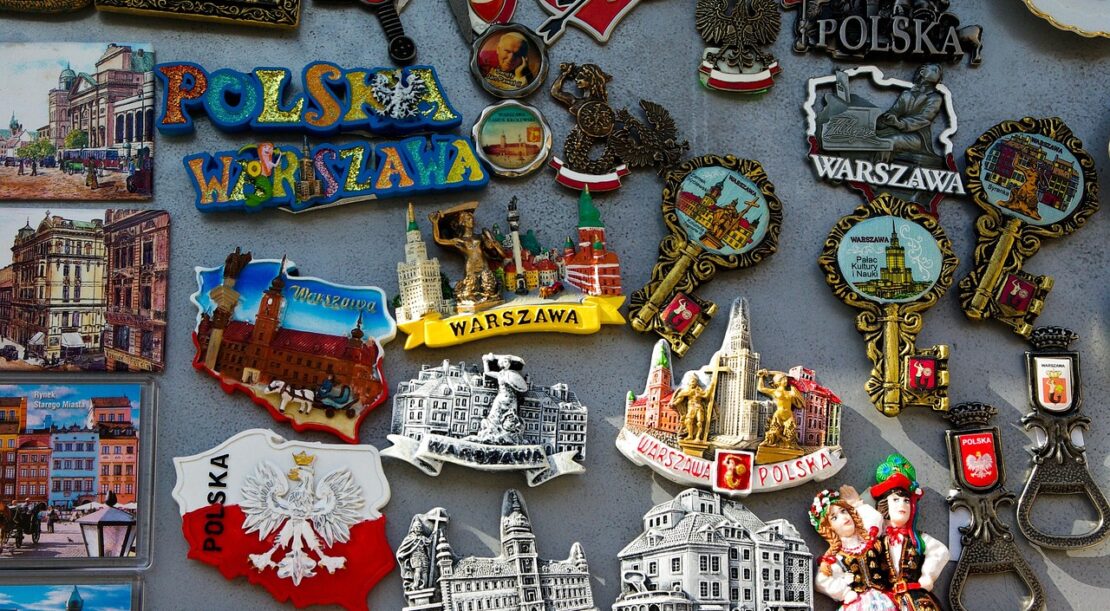 Zawodnicy Polski i Albanii przygotowujący się do meczu w Warszawie na PGE Narodowym