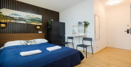 Квартира с кухней и ванной комнатой Praga Południe, краткосрочная аренда S2