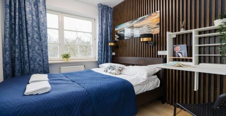 Günlük kiralık mutfaklı modern stüdyo daire Varşova Grochowska T1