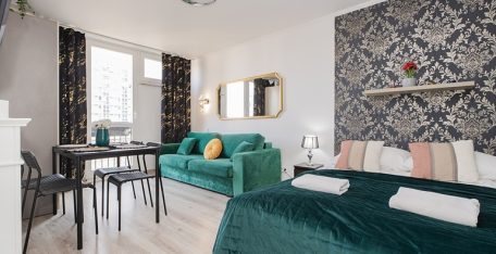 Modern apartment in Warsaw city center – cozy room
