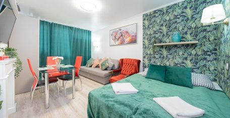 Varşova'da Rondo ONZ'da 4 kişilik, hızlı Wi-Fi ve TV ile donatılmış, UnitApartments apartmanında kiralık modern oda